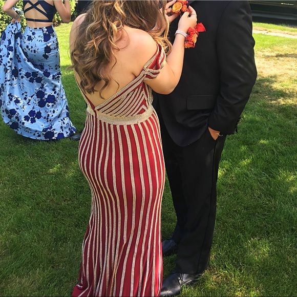 Jovani Prom dress size 6, could fit size 4 - Picture 2 of 2